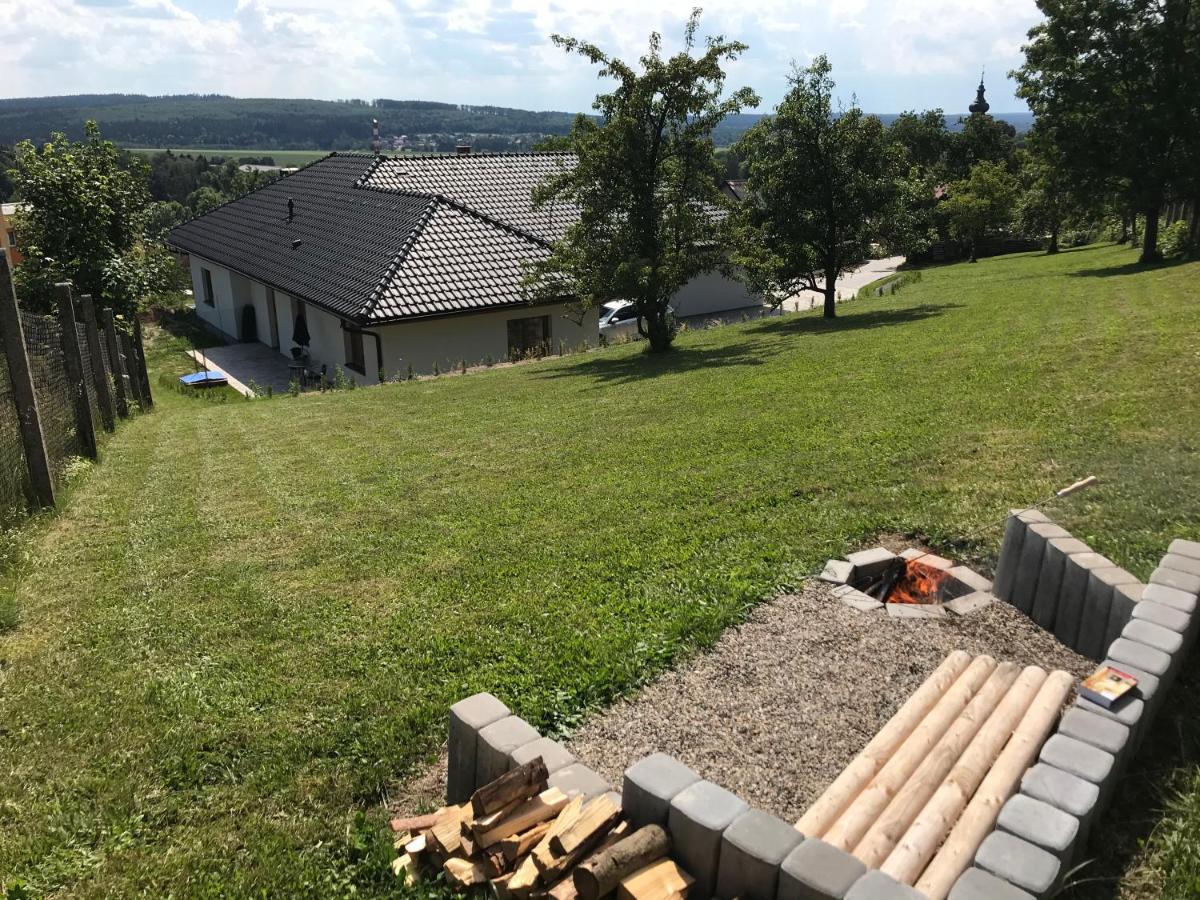 Na Kopci Apartment Krizova